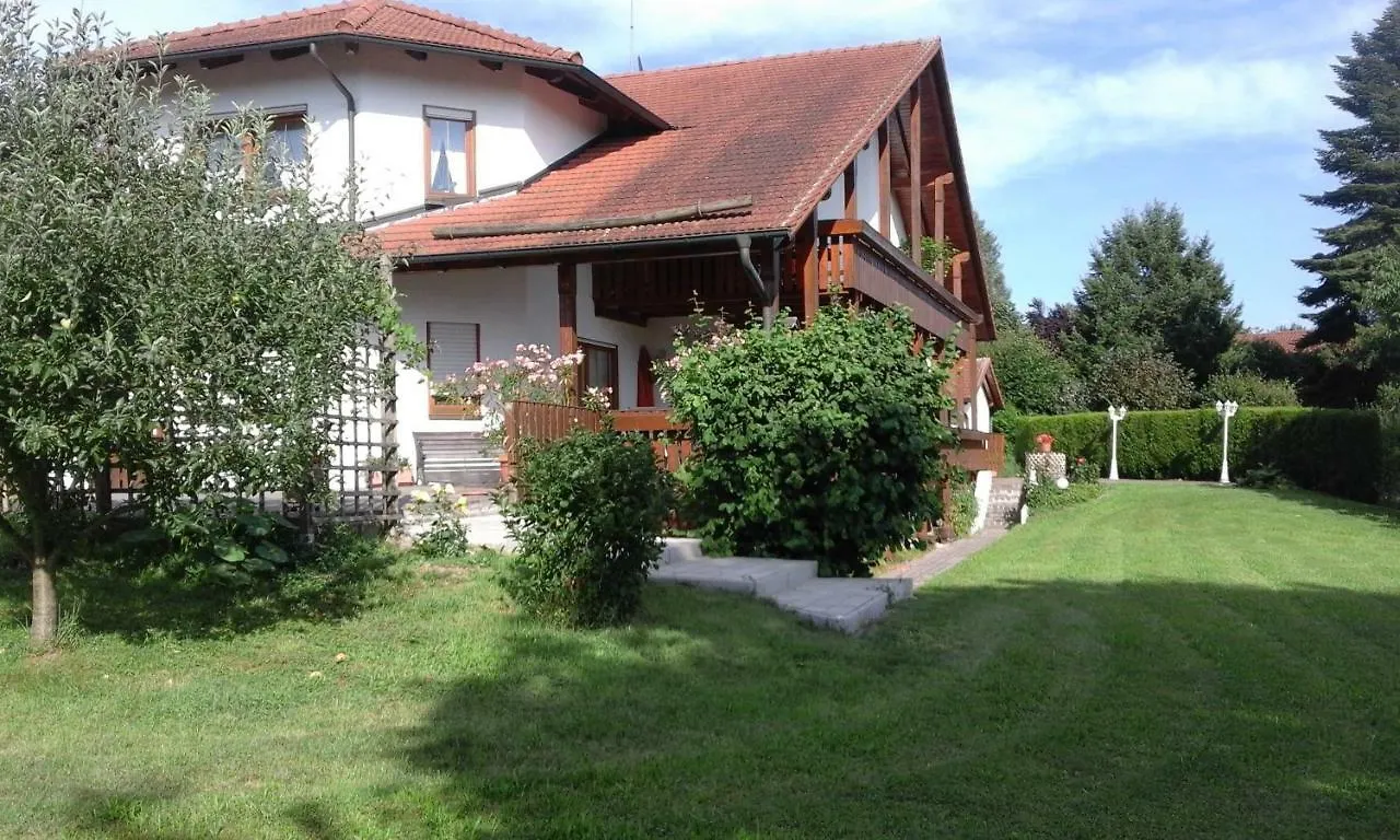 Apartment Auszeit-Wohnungen Aidenbach